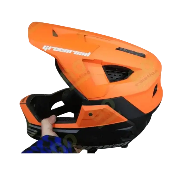 Helmet Open - Gallery 3